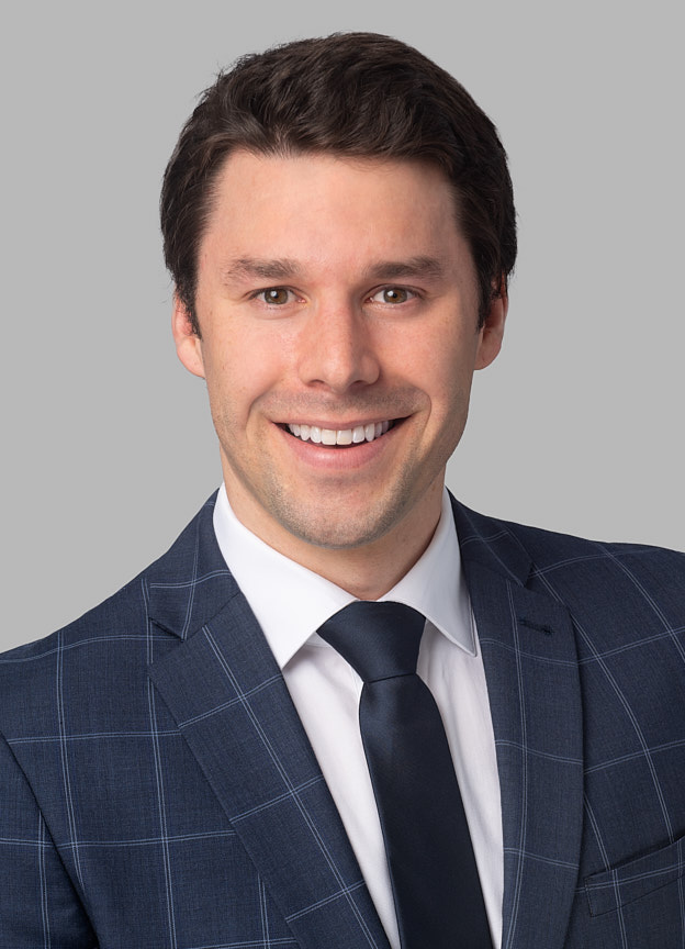 Alex Harvey, Lawyer