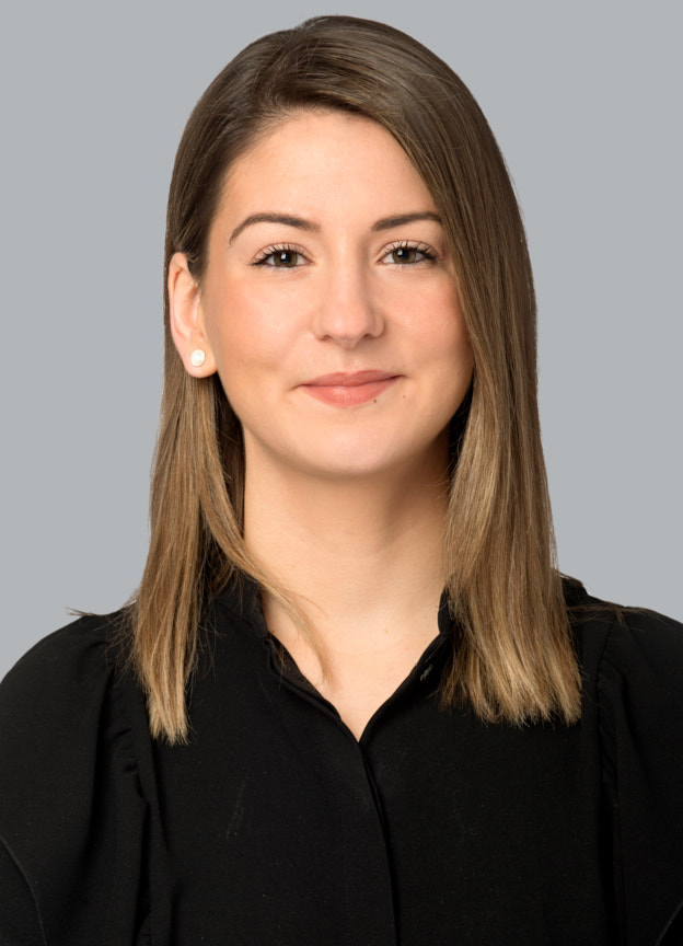 Chloé Lépine, Lawyer