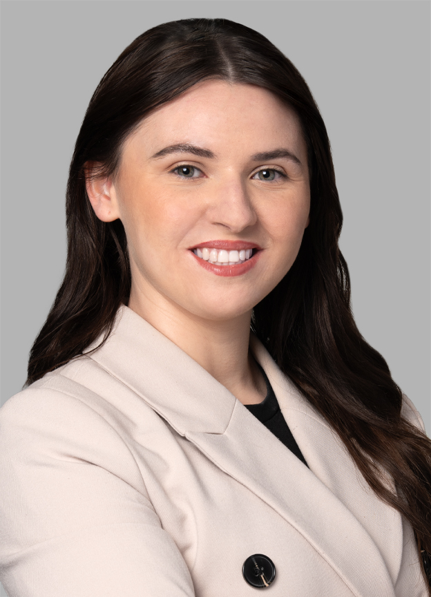 Frances Commins, Parajuriste en immigration d’affaires