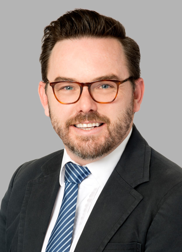 Gaël Picout, Parajuriste en marques de commerce
